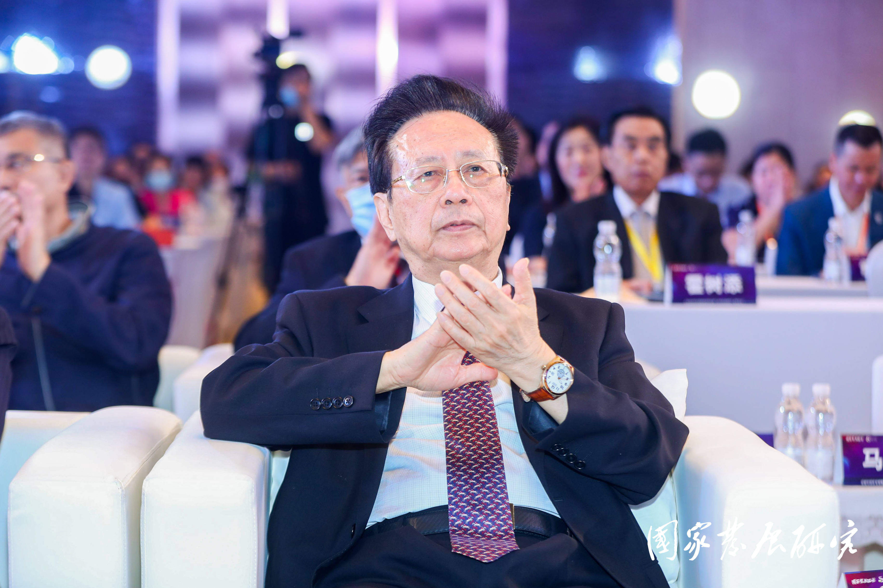 中华媒鸟论坛手机版，探索数字时代的传媒新境界，中华媒鸟论坛手机版，数字时代传媒新境界探索