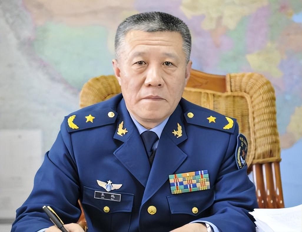 揭秘总参谋长现在的身份与职责，一位卓越领导者的时代印记，总参谋长身份职责揭秘，卓越领导者的时代印记