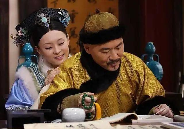 三叉戟导弹壁纸，探索军事美学的新领域，三叉戟导弹壁纸，军事美学的探索之旅