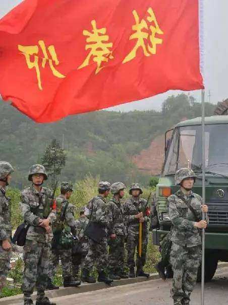 中国陆军十三个集团军，力量与荣耀的象征，中国陆军十三集团军，力量与荣耀的辉煌象征
