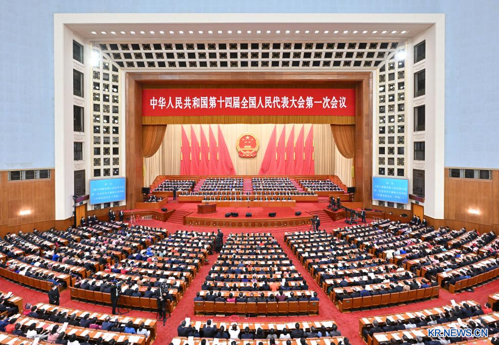 王中王、肖一特与中央视，探索媒体巨头的新时代之路，媒体巨头王中王、肖一特与中央视的新时代探索之路