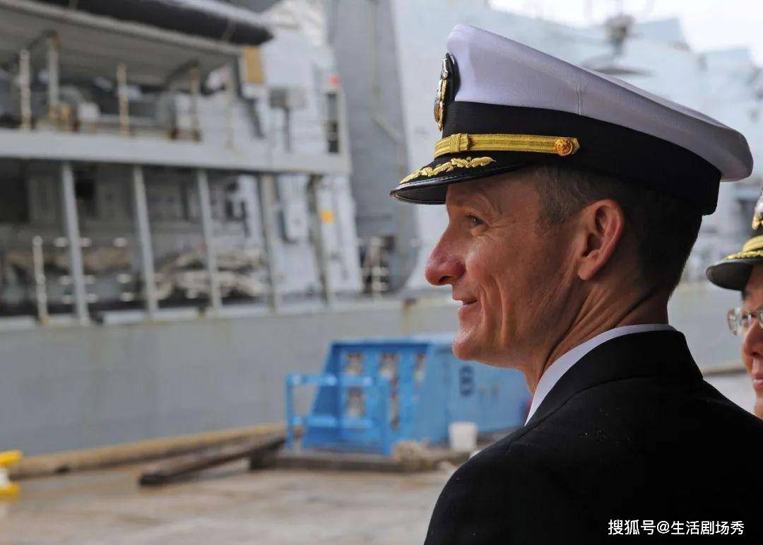 航母辽宁舰现任舰长深度解析，航母辽宁舰现任舰长深度剖析