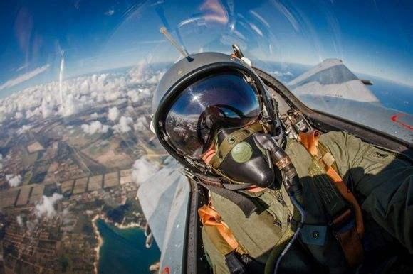 全能武器专家，探索极致战斗力的无限可能，全能武器专家，探索极致战斗力的无限潜能
