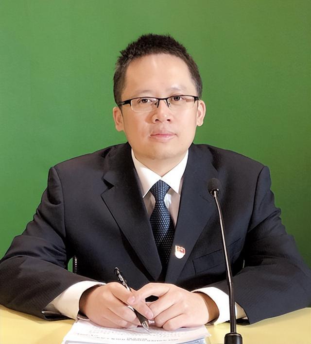 探究中国新一代领导力量，80后师级干部，中国新一代领导力量，探究80后师级干部风采