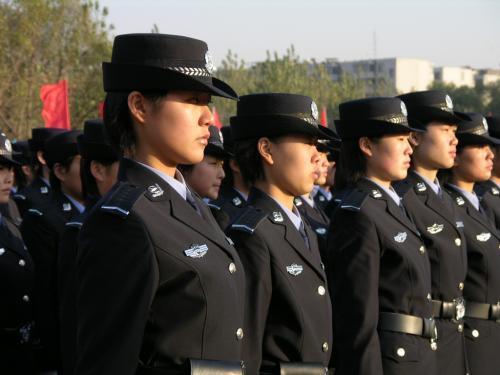 关于高考分数为400分能上哪些警校的探讨，高考分数400分可选择的警校探讨