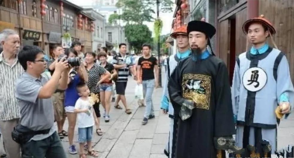 正规军要打仗吗，战争背景下的军事行动必要性分析，战争背景下军事行动的必要性分析，正规军是否需要进行军事行动？