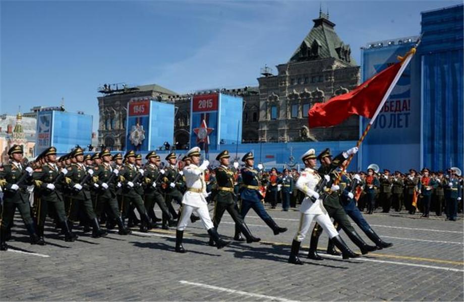 今日国际新闻最新消息，俄罗斯直播阅兵盛大举行，俄罗斯盛大直播阅兵，今日国际新闻焦点