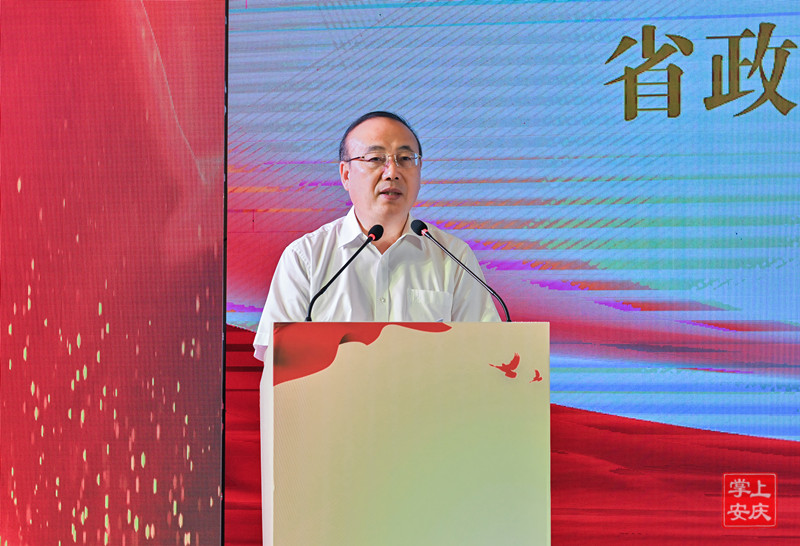 邓稼先，中国核事业的杰出先驱，邓稼先，中国核事业的璀璨先驱