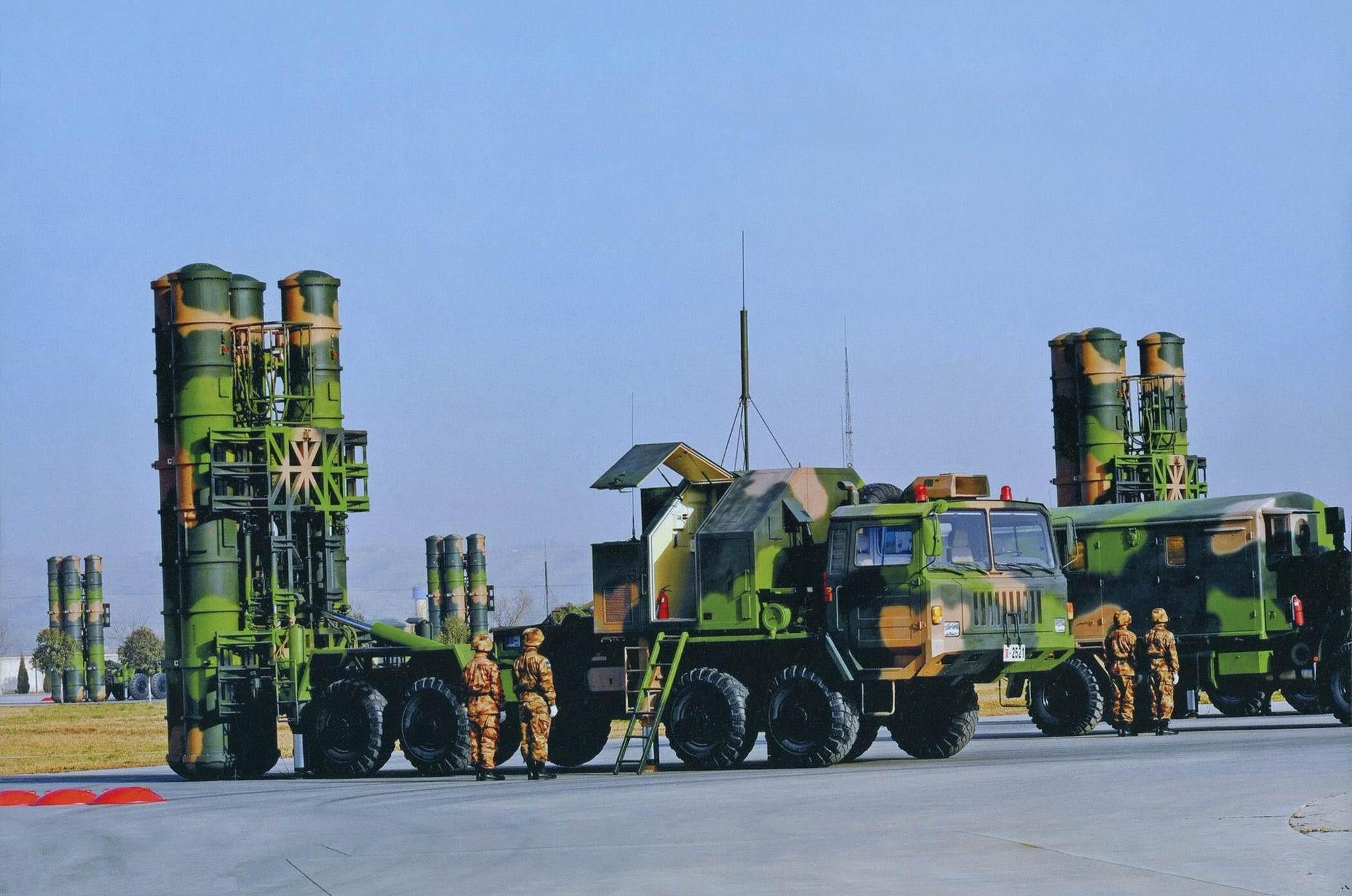 红旗-19与S-400防空导弹，现代防空体系的杰出代表，红旗-19与S-400防空导弹，现代防空体系的双璧典范