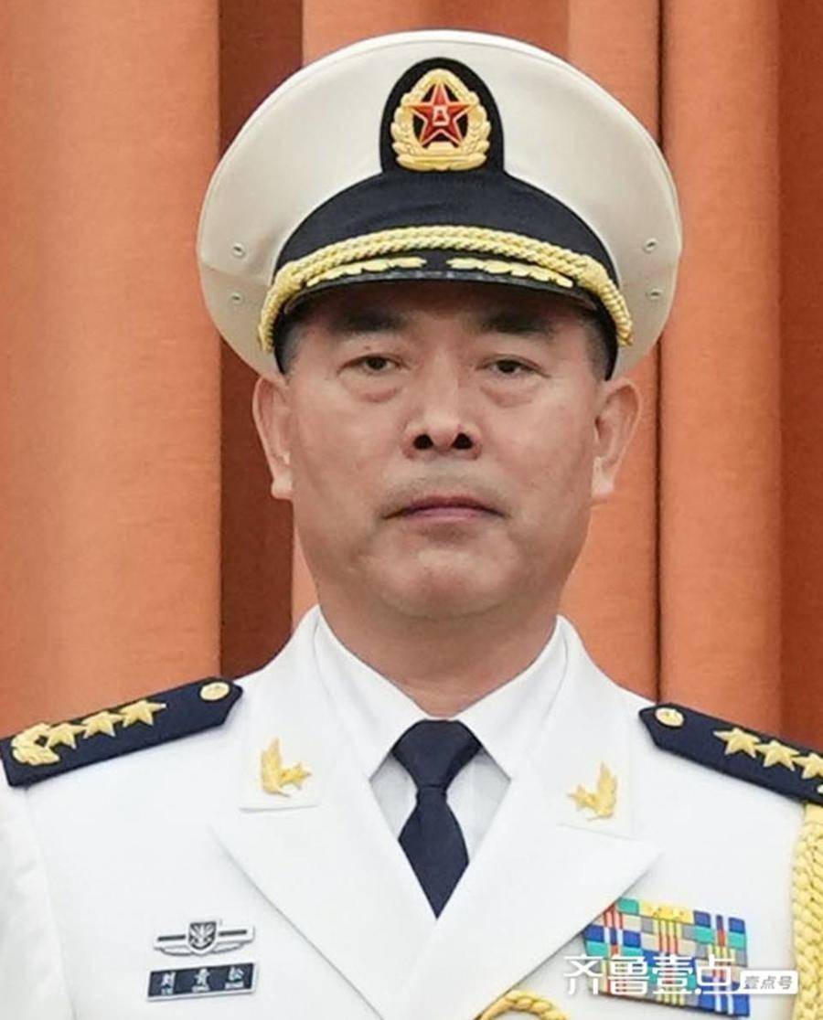 军舰政治委员的级别及其职责解析，军舰政治委员级别与职责深度解析