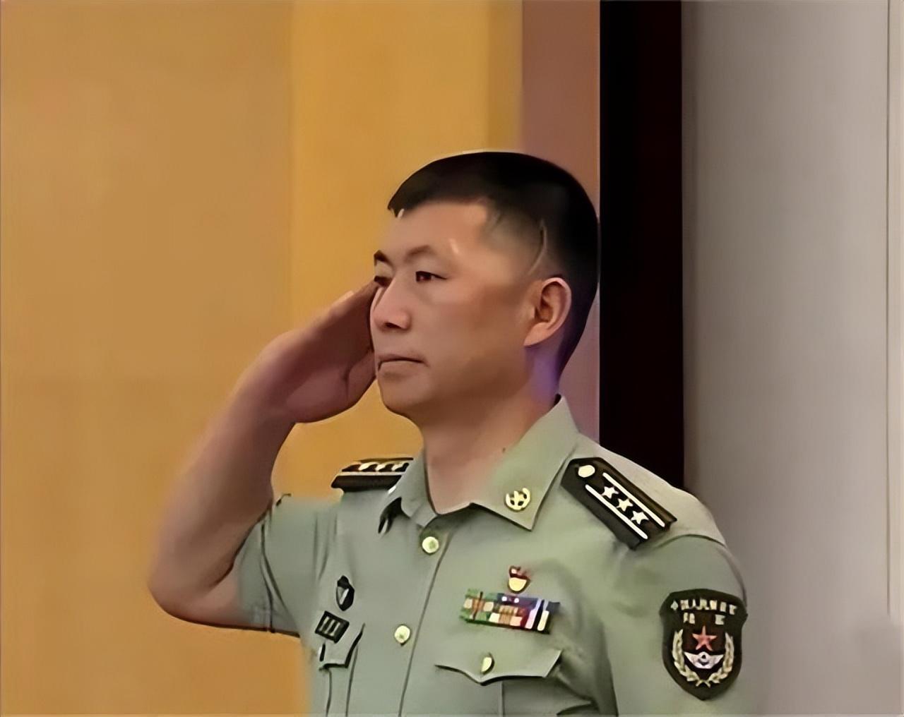祁发宝现任妻子的照片，聚焦背后的故事与人物，祁发宝妻子背后的故事与人物揭秘