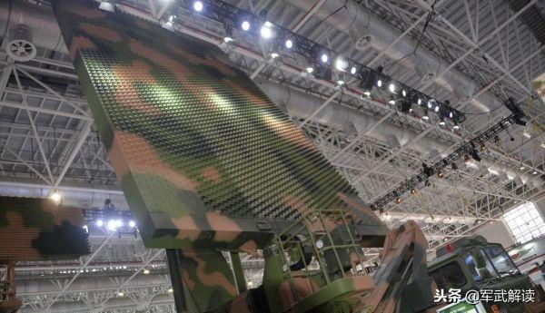 歼21与F-22，空中巨人的对比与探讨，歼21与F-22，空中巨人的对比分析
