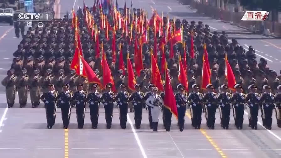 国庆阅兵三军亮剑，展示国家力量与荣耀，国庆阅兵三军展示国家力量与荣耀，彰显大国风采