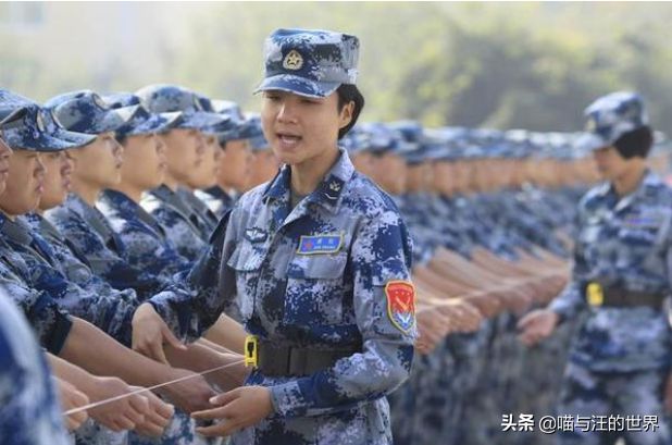 中国女兵方队训练图片，展现坚毅与荣耀的瞬间，中国女兵方队训练瞬间，坚毅与荣耀的展现