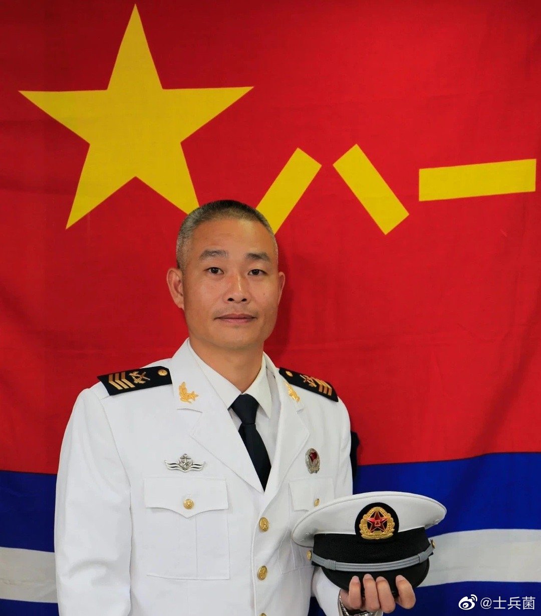 国防大学校长郑和上将，领军之魄，战略之智，国防大学校长郑上将，领军之魄，战略智慧领航者