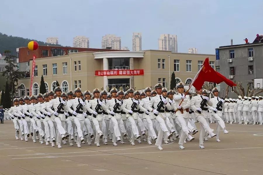 青岛海军舰艇学院，培养卓越海军人才的摇篮，青岛海军舰艇学院，卓越海军人才的培育摇篮