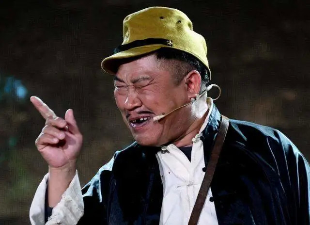 文在寅，好人还是坏人？一个复杂的人物形象分析，文在寅，复杂人物形象解析——好人还是坏人？