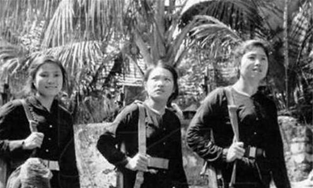 中国女兵图片在越南，战争中的俘虏故事，越南战争中的中国女兵俘虏故事与图片回顾