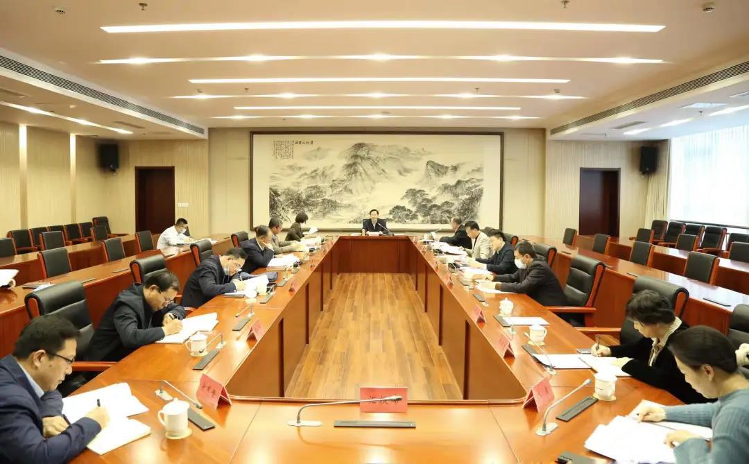 山东舰已经形成战斗力了吗？——中国海军新力量的崛起，山东舰已就位，中国海军新力量的崛起与战斗力探讨