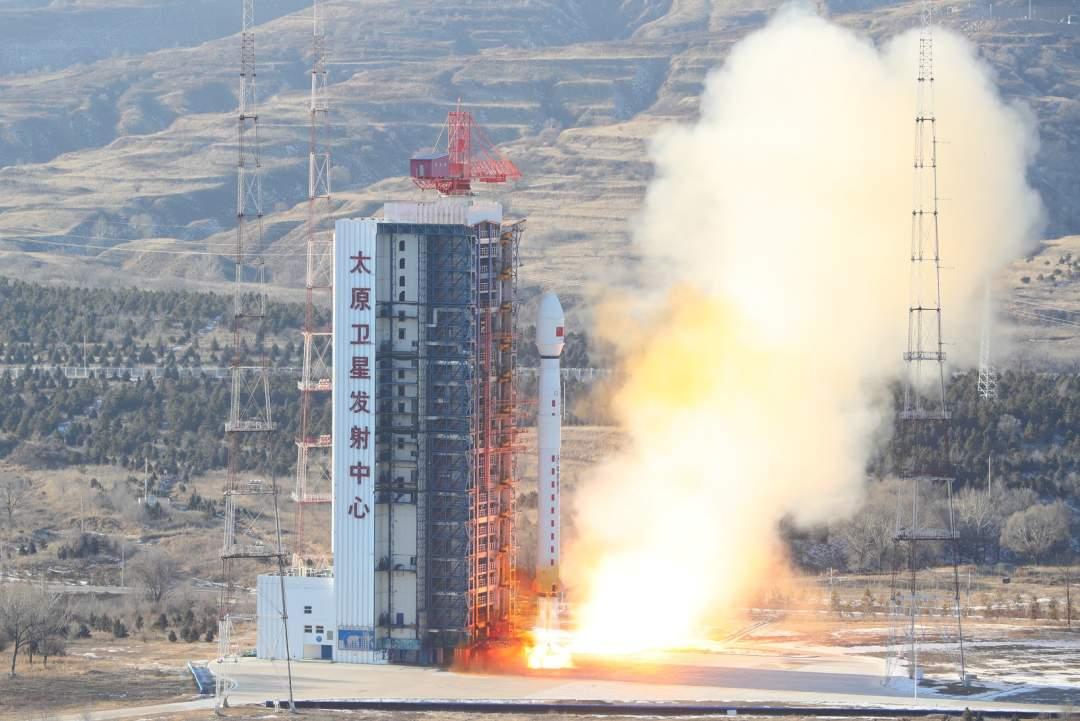 火箭发射，闪耀星空的壮丽瞬间——纪念2022年12月16日的历史性发射，火箭发射壮丽瞬间，纪念历史性发射时刻——2022年12月16日回顾