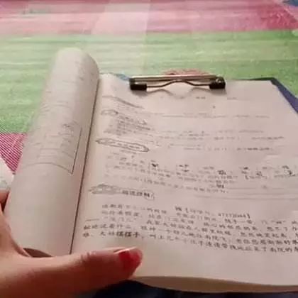 新闻摘抄，城市新动向，绿色出行引领潮流，城市新动向，绿色出行引领潮流
