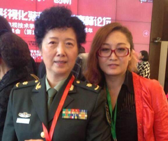 军功章的特殊待遇，荣誉与权益的双重肯定，军功章荣誉下的双重肯定，特殊待遇与权益保障