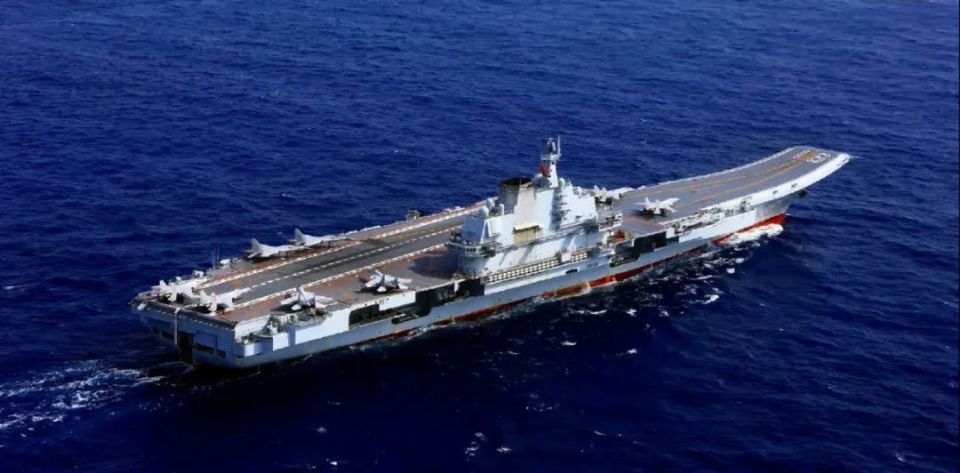 福建舰给西方的震撼，中国海军力量的崭新篇章，福建舰震撼西方，中国海军力量的崭新篇章