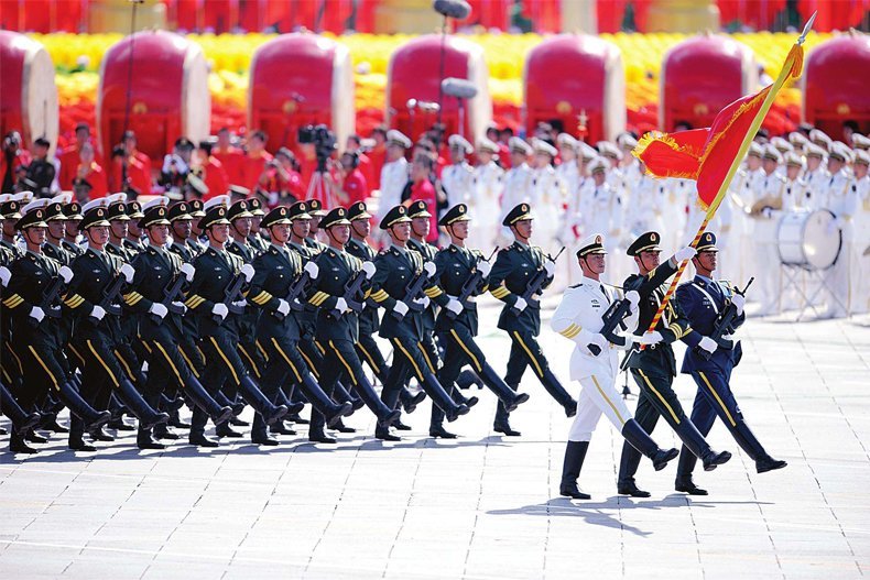 关于庆祝中华人民共和国成立76周年国庆是否会阅兵的文章，中华人民共和国成立76周年国庆阅兵庆典展望