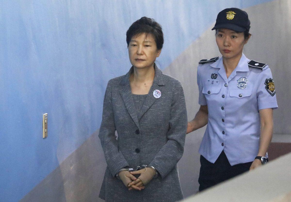 关于朴槿惠的男宠传闻及解读，朴槿惠身边的男宠传闻深度解读