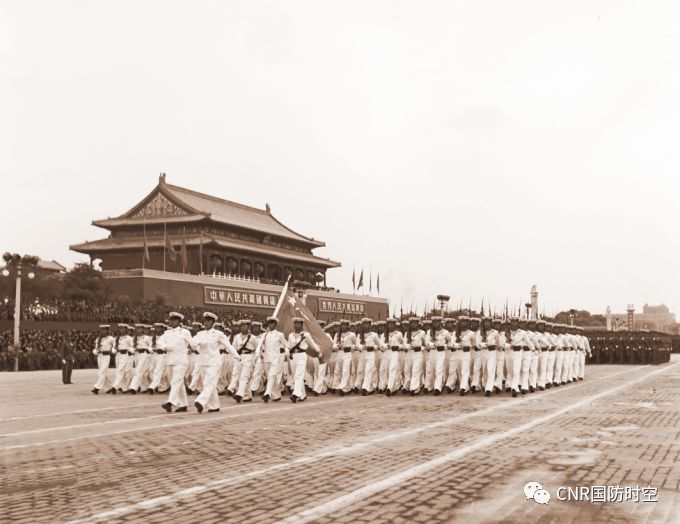 回顾历史，致敬辉煌——1954年国庆阅兵方队，回顾辉煌历史，致敬1954年国庆阅兵方队风采