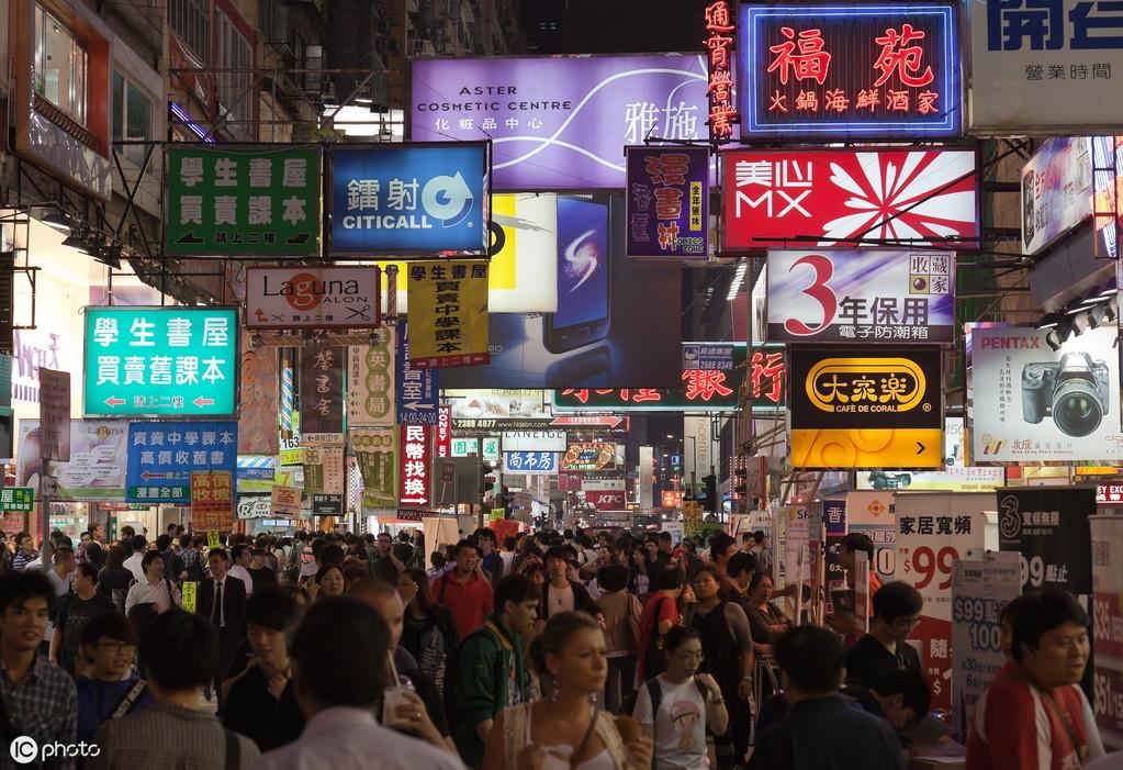 香港隔几年阅兵，历史、现状与展望，香港阅兵历程，历史回顾、现状分析与未来展望