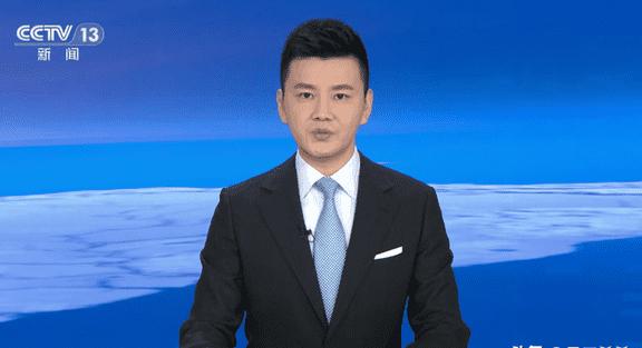 央视朝闻天下男主持的魅力与风采，央视朝闻天下男主持的魅力与风采展现