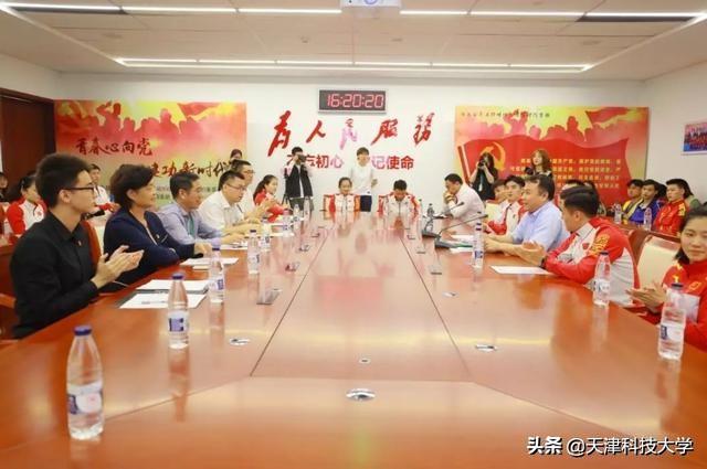 国庆70周年大阅兵，将军领队的荣耀时刻，国庆70周年大阅兵，将军领队的荣耀瞬间