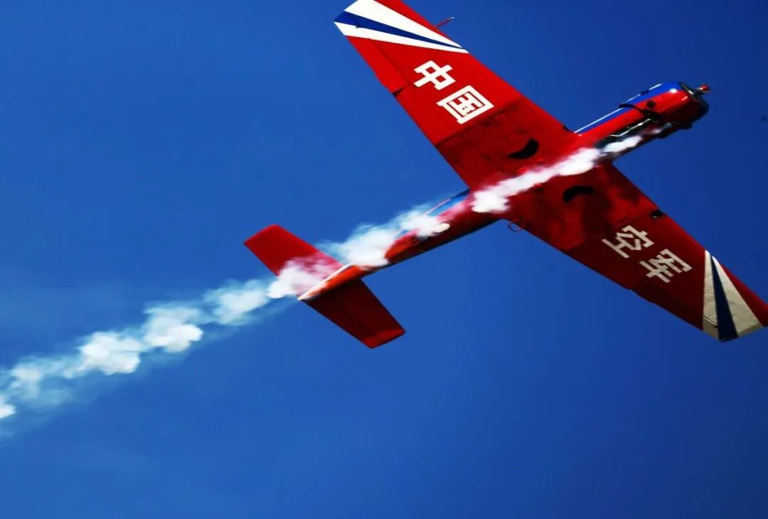 中国人民解放军空军航空大学招飞，培养精英飞行员的摇篮，中国人民解放军空军航空大学招飞，精英飞行员摇篮的培育之旅