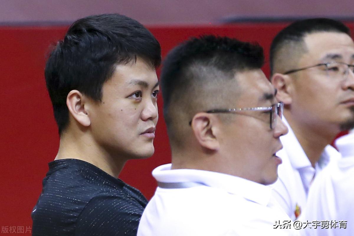 美航母围堵辽宁舰，大国博弈下的军事态势分析，大国博弈下的军事态势，美航母围堵辽宁舰分析