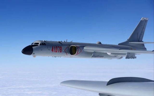 中国解放军空军武器，现代化建设的显著成果，中国解放军空军武器现代化建设成果显著