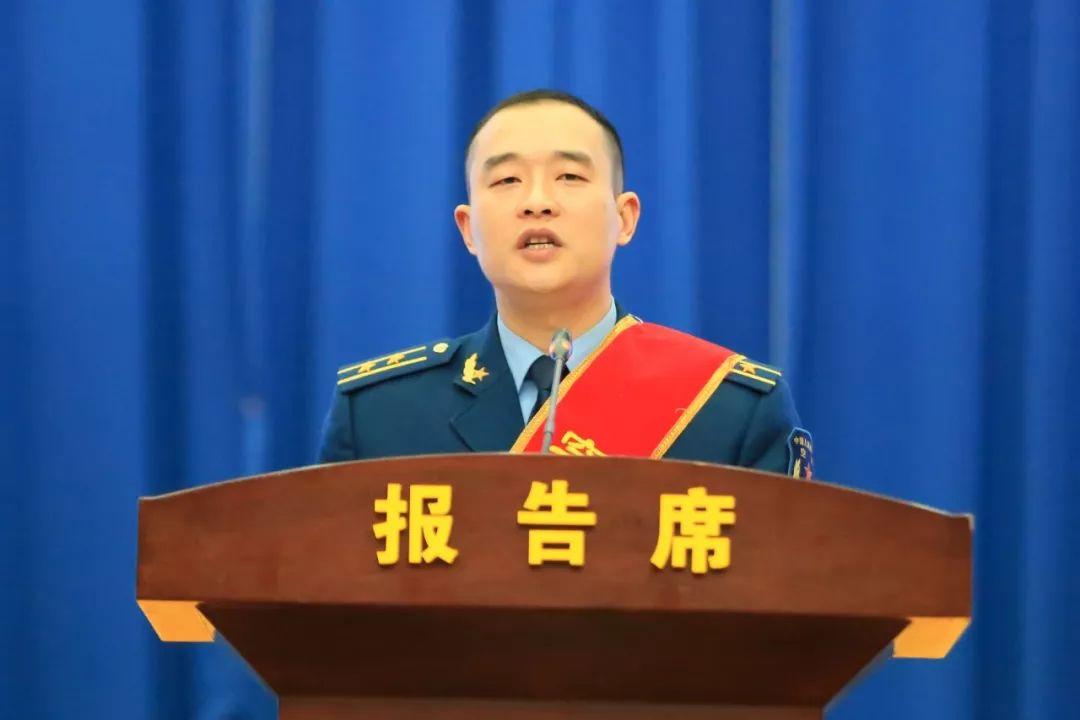 孙向东，空降兵15军的英勇先锋，孙向东，空降兵15军英勇先锋的荣耀征程