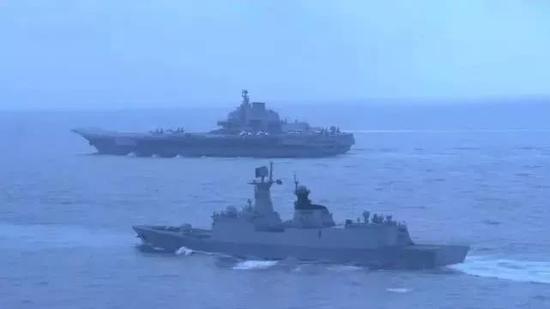 中国海军70周年，美国的视角与全球海军格局的变化，中国海军70周年庆典，美国视角与全球海军格局变迁