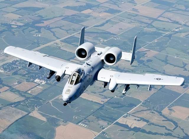 揭秘A-10攻击机的空战能力，能否发射空空导弹？，揭秘A-10攻击机的空战实力，能否发射空空导弹探究竟？