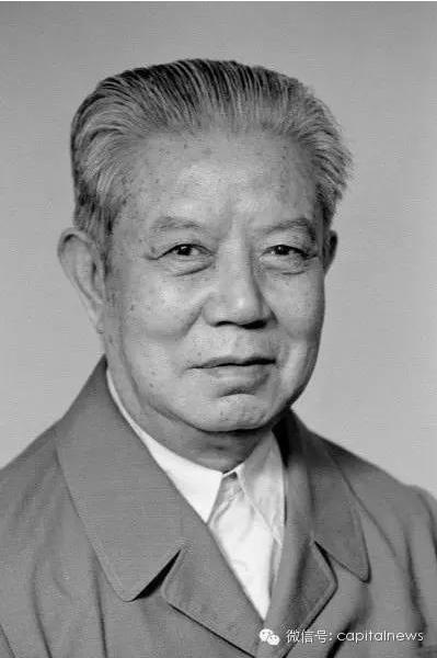 张震去世，缅怀一位伟大的时代先锋，缅怀张震，伟大的时代先锋逝世