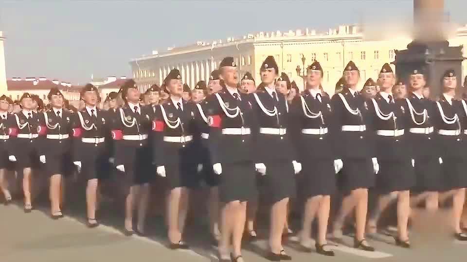 俄罗斯女兵仪仗队阅兵视频，展现力量与荣耀，俄罗斯女兵仪仗队阅兵，力量与荣耀的展现