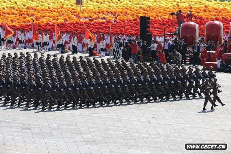 国庆60周年大阅兵完整版免费观看，历史的见证与民族的骄傲，国庆60周年大阅兵完整版在线观看，历史的见证与民族自豪时刻