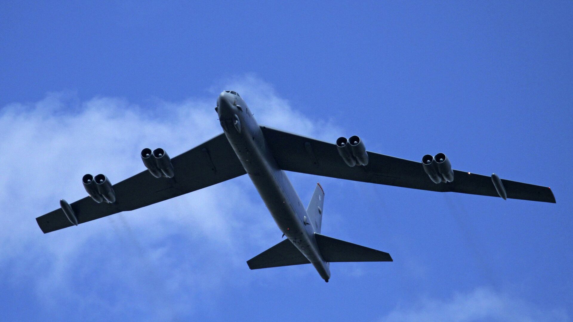 美B-52轰炸机闯南海，挑衅背后的战略考量与地区安全挑战，美B-52轰炸机南海挑衅，战略考量与地区安全挑战分析