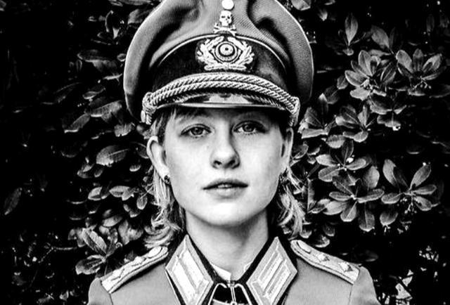 中国女兵军帽照片，坚韧与荣耀的象征，中国女兵军帽照片，坚韧与荣耀的彰显