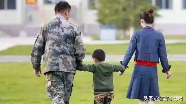 丁晓兵儿子丁陶，军人传承的骄傲，丁陶，军人传承的荣耀与骄傲