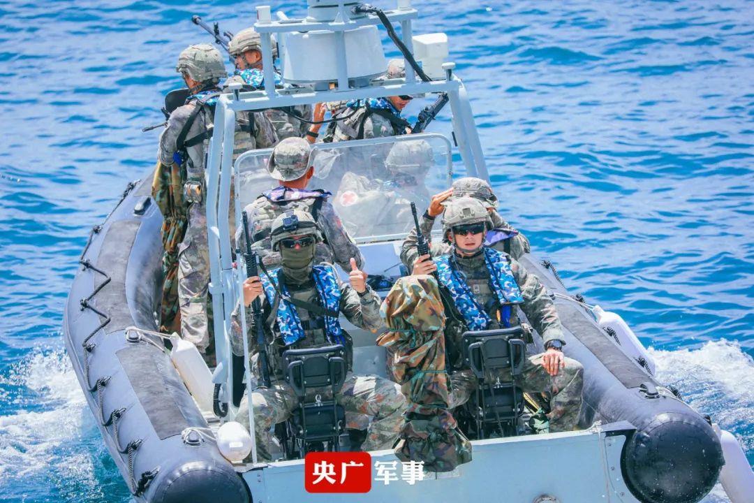 蛟龙突击队，武警总队特种力量的荣耀与担当，武警总队特种力量蛟龙突击队，荣耀与担当的特种力量之旅