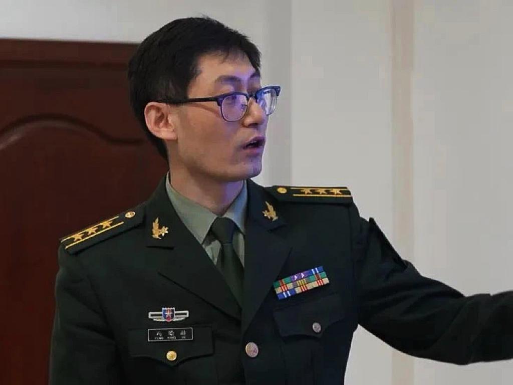 解放军报逝世消息，一位伟大的战士永远离开了我们，解放军报哀悼，伟大战士永垂不朽