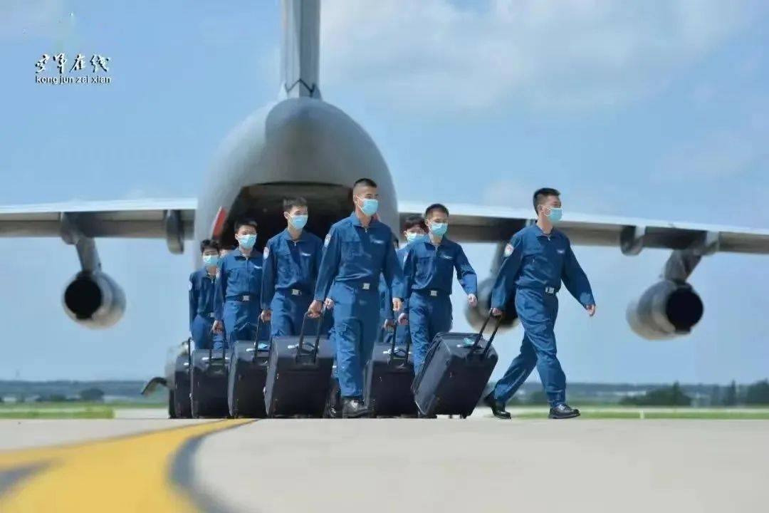 中国空军航空大学与空军地勤的紧密关联，中国空军航空大学与空军地勤的紧密合作与培养关系