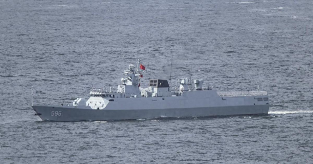 岛媒体爆料，两岸军舰发生对峙，岛媒体爆料，两岸军舰对峙引发关注