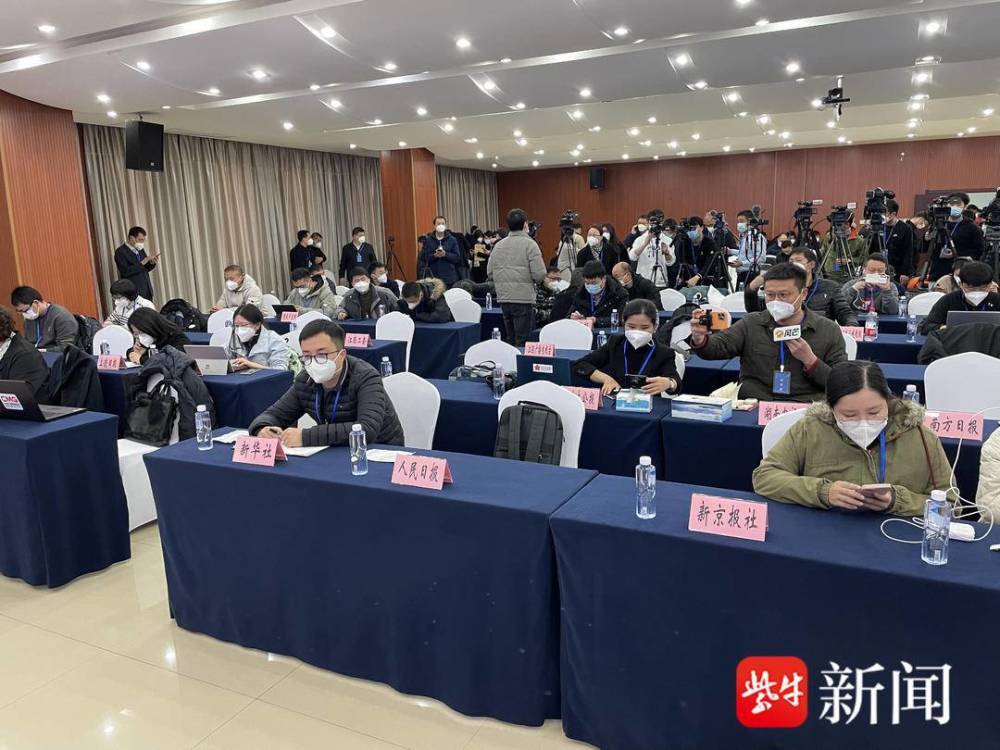 中央新闻发布会关于胡鑫宇事件的深度解析，胡鑫宇事件深度解析，中央新闻发布会揭秘真相